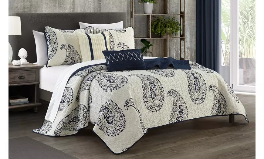 Sabra 5 or 9 Piece Quilt Set Contemporary Two-Tone Paisley Print Bedding