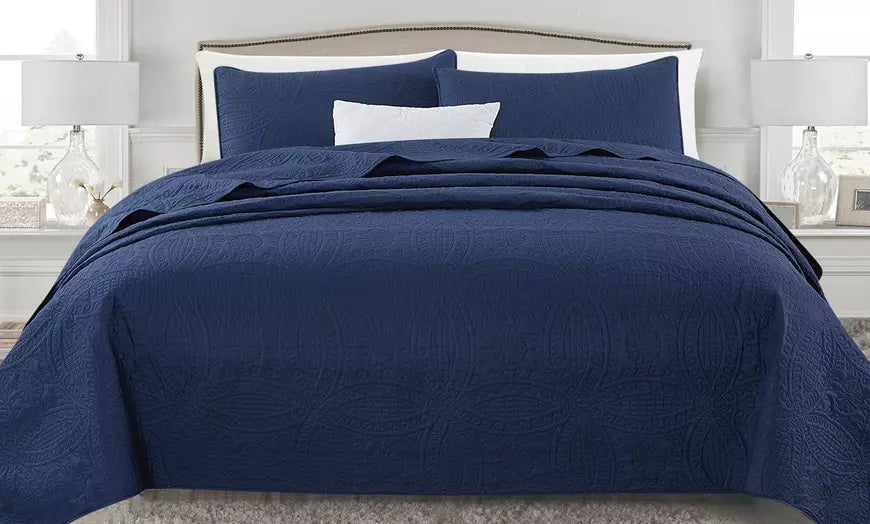 Premium Medallion Oversized Quilt Set Bedspread (2- or 3-Piece)