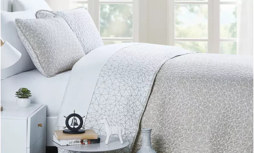 Premium Collection Printed Oversized Quilt Sets