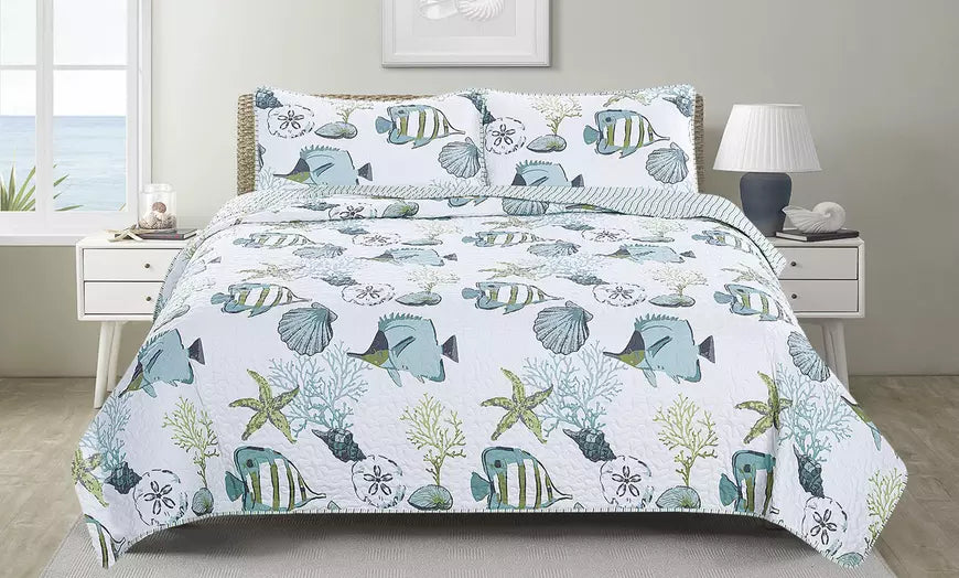 Coastal Fish Themed Quilt Set Bedspread (2- or 3-Piece)